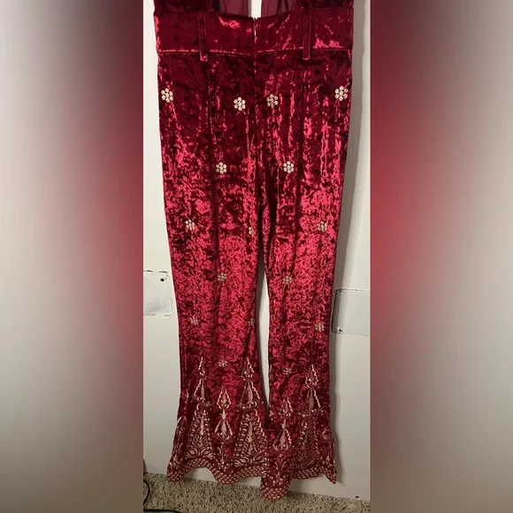 LENNI The Label Chromatic Velvet Jumpsuit in Wine Red Size XS - Picture 7 of 12